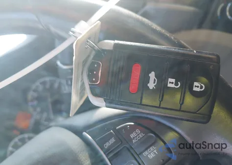 2013 Acura Ilx 2.0L z USA, uszkodzony, nr VIN 19VDE1F78DE015316